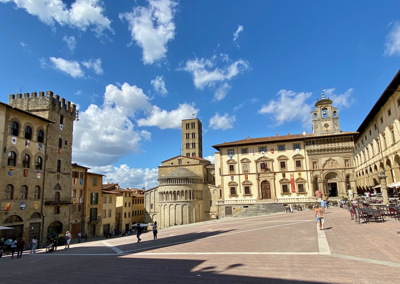 Arezzo piazza grande