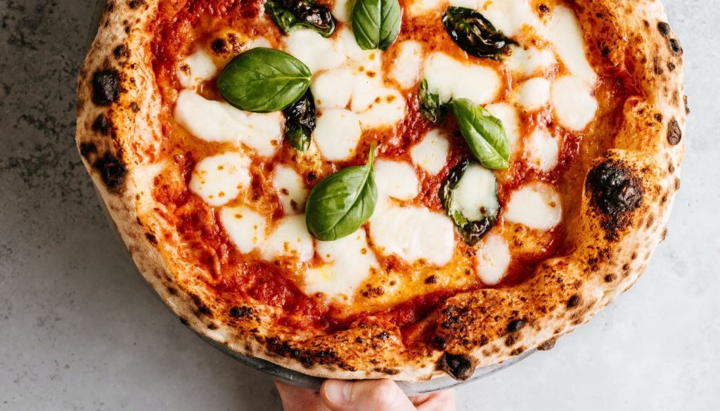 pizza napoletana - viaggi gastronomici