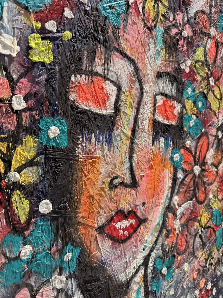 particolare opera d'arte a Suvereto uno dei borghi poco conosciuti Toscana