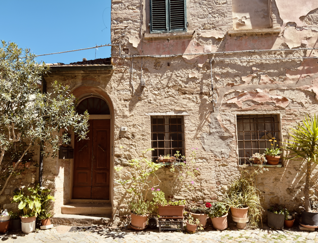 particolare di Suvereto uno dei borghi poco conosciuti Toscana